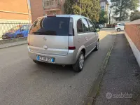 Usata Opel Meriva Cosmo 105 CV (77 kW) 2006 Grigio Monovolume