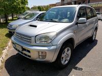 Usata Toyota RAV4 116 CV (85 kW) 2003 Grigio SUV
