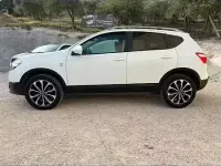 Usata Nissan Qashqai Tekna 110 CV (80 kW) 2013 Bianco SUV