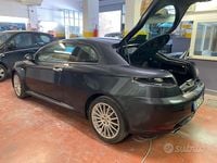 Occasion Alfa Romeo GT 166 ch (122 kW) 2006 Gris Coupé