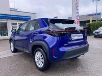 Usata Toyota Yaris Cross Business Edition 92 CV (67 kW) 2022 Blu SUV