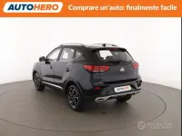Usata MG ZS Luxury 106 CV (77 kW) 2022 Nero SUV