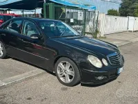 Usata Mercedes E320 Avantgarde 224 CV (164 kW) 2007 Nero Berlina
