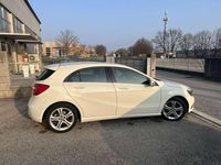Usata Mercedes A200 Premium 136 CV (100 kW) 2015 Polar white met. Berlina
