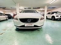 Usata Volvo V40 Summum 115 CV (84 kW) 2013 Bianco Station wagon