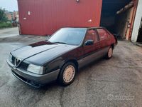 Usata Alfa Romeo 164 114 CV (83 kW) 1988 Nero Berlina