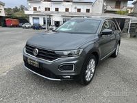 Usata VW T-Roc Advance 150 CV (110 kW) 2018 Grigio SUV