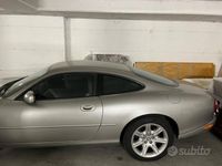Usata Jaguar XK8 284 CV (208 kW) 1998 Grigio Coupé