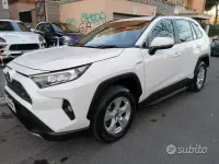 Usata Toyota RAV4 Hybrid Business Edition 178 CV (130 kW) 2021 Bianco SUV