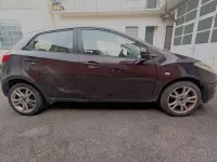 Usata Mazda 2 86 CV (63 kW) 2007 Nero Utilitaria
