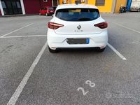 Usata Renault Clio V Zen 101 CV (74 kW) 2021 Bianco Utilitaria