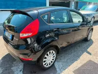 Usata Ford Fiesta Titanium 82 CV (60 kW) 2010 Nero Berlina