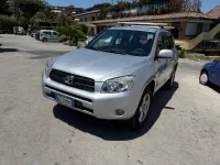 Usata Toyota RAV4 Sol 136 CV (100 kW) 2008 Argento SUV