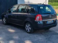 Usata Opel Zafira Cosmo 110 CV (80 kW) 2009 Grigio Monovolume