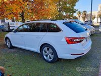 Usata Skoda Superb 140 CV (102 kW) 2015 Bianco Station wagon