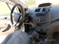 Usata Chevrolet Spark 68 CV (50 kW) 2011 Bianco Utilitaria