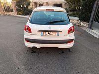 Usata Peugeot 206 60 CV (44 kW) 2011 Bianco Berlina
