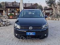 Begagnad VW Touran Comfortline 105 HK (77 kW) 2013 Svart Minibuss