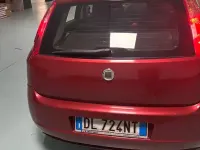 Usata Fiat Grande Punto 95 CV (69 kW) 2007 Rosso Utilitaria