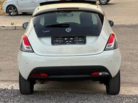 Usata Lancia Ypsilon Platinum 95 CV (69 kW) 2011 Bianco Utilitaria