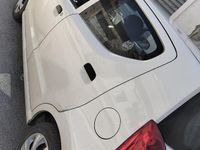 Usata Nissan Pixo 68 CV (50 kW) 2010 Bianco Utilitaria