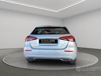 Nuova Mercedes A180 Advanced 116 CV (85 kW) 2025 Grigio Berlina