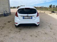 Usata Ford Fiesta 2010 Bianco Utilitaria