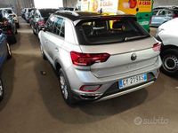 Usata VW T-Roc Style 116 CV (85 kW) 2025 Grigio SUV