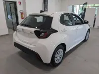 Nuova Mazda 2 116 CV (85 kW) 2026 Lunar white Utilitaria