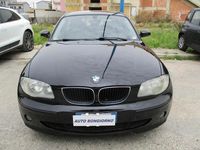 Usata BMW 118 122 CV (89 kW) 2006 Viola Utilitaria
