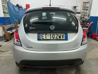 Usata Lancia Ypsilon Silver 69 CV (50 kW) 2014 Argento Utilitaria