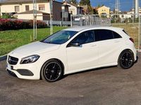 Usata Mercedes A200 AMG 136 CV (100 kW) 2017 Bianco Berlina