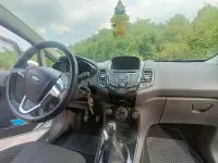 Usata Ford Fiesta Titanium 75 CV (55 kW) 2017 Argento Utilitaria