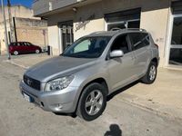 usata Toyota RAV4 RAV 42.2 D-4D 136 CV