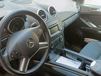 Usata Mercedes ML320 224 CV (164 kW) 2009 Argento SUV