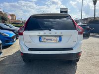 Usata Volvo XC60 Momentum 163 CV (119 kW) 2011 Bianco SUV
