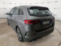 Usata Mercedes B200 Premium 163 CV (119 kW) 2022 Grigio Utilitaria