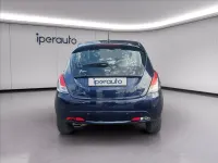 Usata Lancia Ypsilon Gold 69 CV (50 kW) 2020 Blu Utilitaria