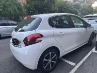 Usata Peugeot 208 Allure 75 CV (55 kW) 2017 Utilitaria