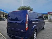 Usata Ford Tourneo Custom 125 CV (91 kW) 2018 Blu/azzurro Furgone