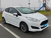 Usata Ford Fiesta ST-Line 75 CV (55 kW) 2017 Bianco Utilitaria