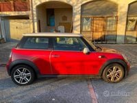 Usata Mini Cooper 122 CV (89 kW) 2010 Rosso Utilitaria