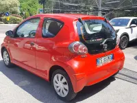 Usata Toyota Aygo 68 CV (50 kW) 2013 Rosso Utilitaria