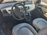 Usata Lancia Ypsilon Platinum 70 CV (51 kW) 2004 Grigio Utilitaria