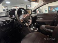 Usata Dacia Sandero Expression 100 CV (73 kW) 2024 Grigio Berlina