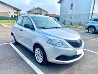 Usata Lancia Ypsilon 69 CV (50 kW) 2018 Grigio Utilitaria