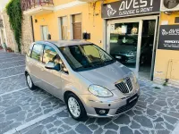 Usata Lancia Musa Gold 95 CV (69 kW) 2011 Marrone Monovolume
