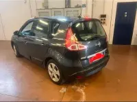 Usata Renault Scénic III 110 CV (80 kW) 2009 Grigio Monovolume