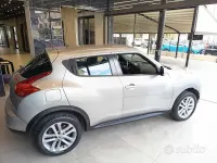 Usata Nissan Juke Tekna 110 CV (80 kW) 2015 Grigio scuro SUV