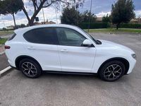 Usata Alfa Romeo Stelvio 209 CV (153 kW) 2018 Bianco SUV